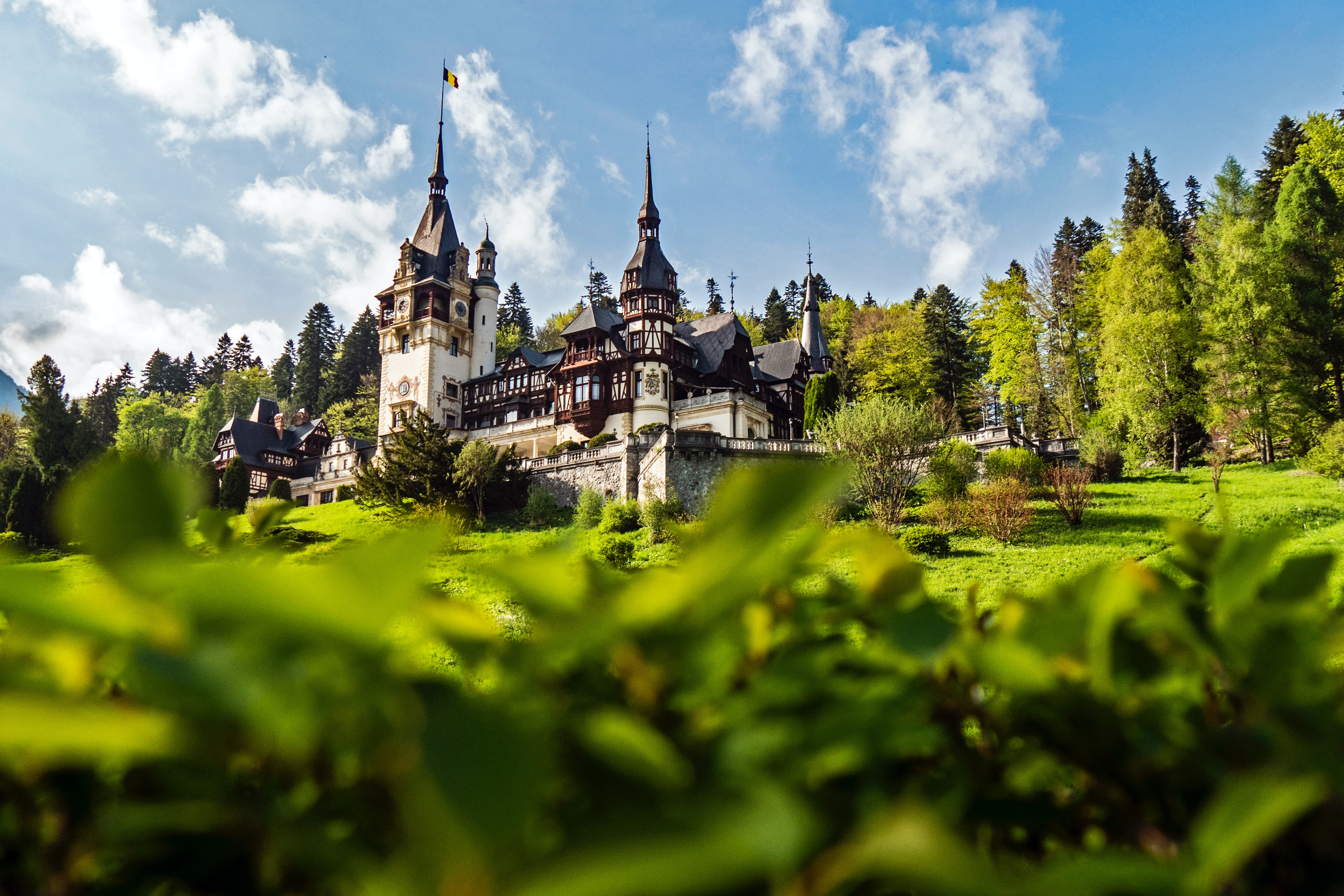4 Days Romania Classic (Bucharest 1,| BraÈ™ov 1N, Sibiu 1N)